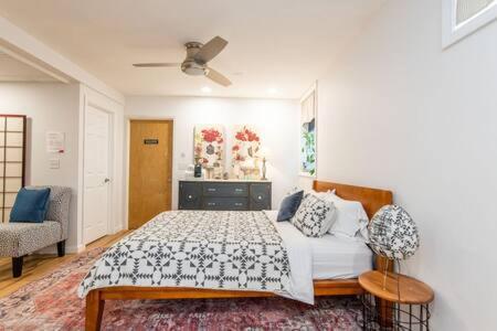 Cozy Private Apt Near Downtown Burlington Dış mekan fotoğraf
