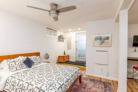 Cozy Private Apt Near Downtown Burlington Dış mekan fotoğraf